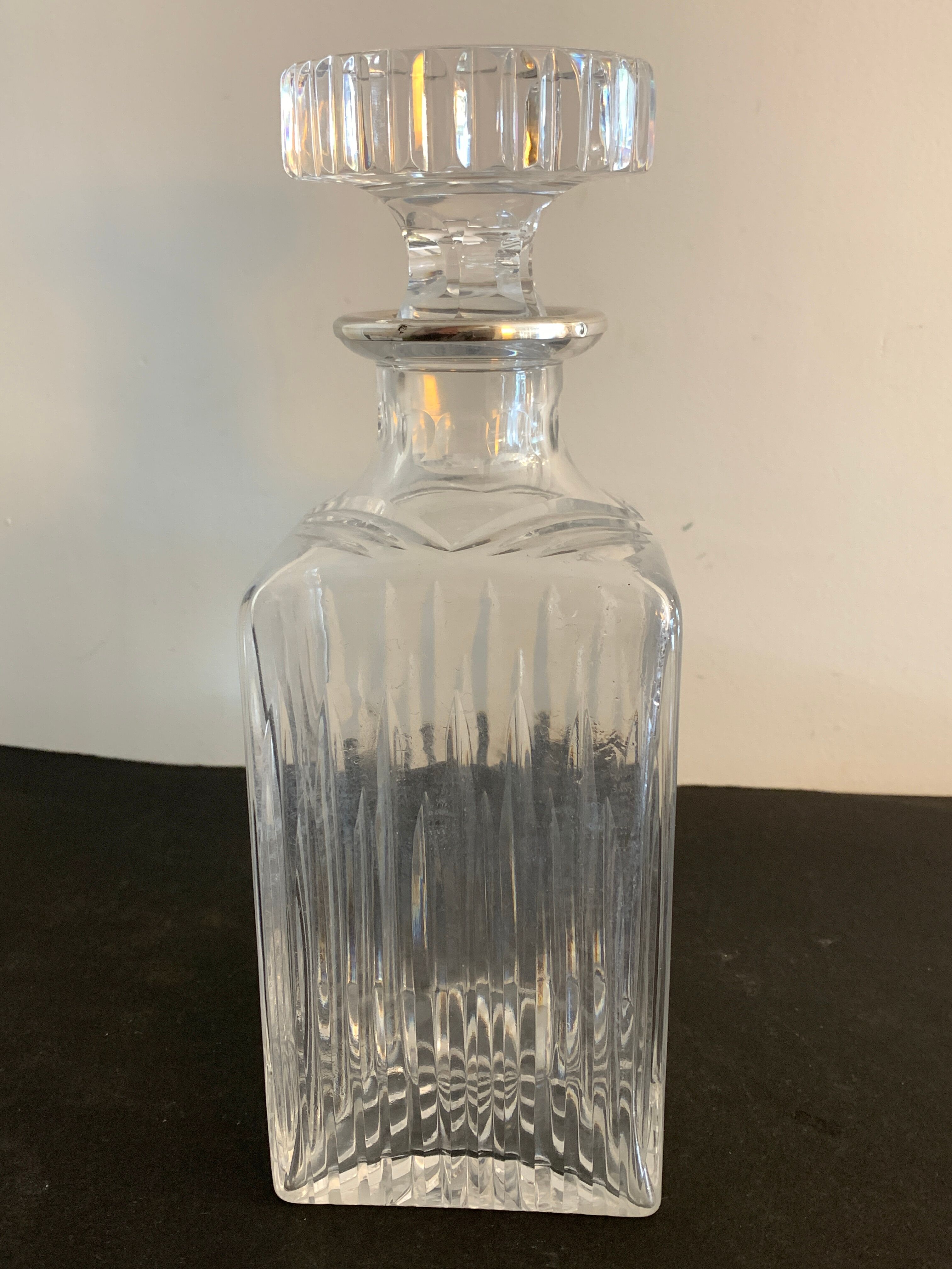 Glass whisky carafe