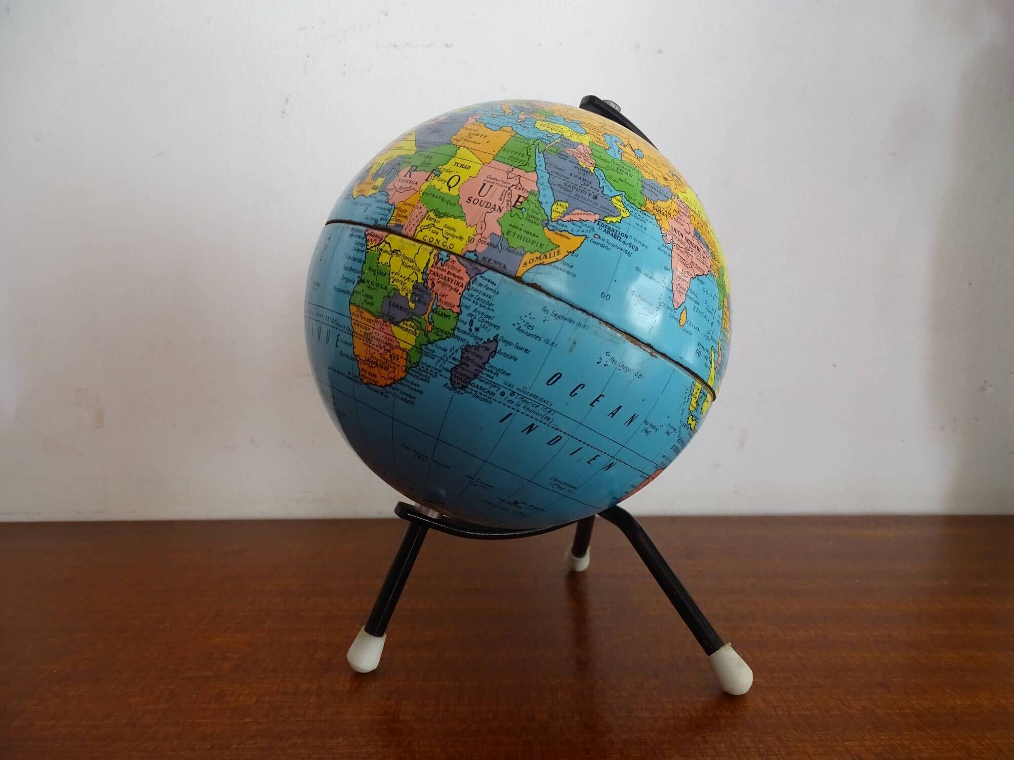 World globe sheet metal map taride cards vintage 50 60 - ø 12.5 cm