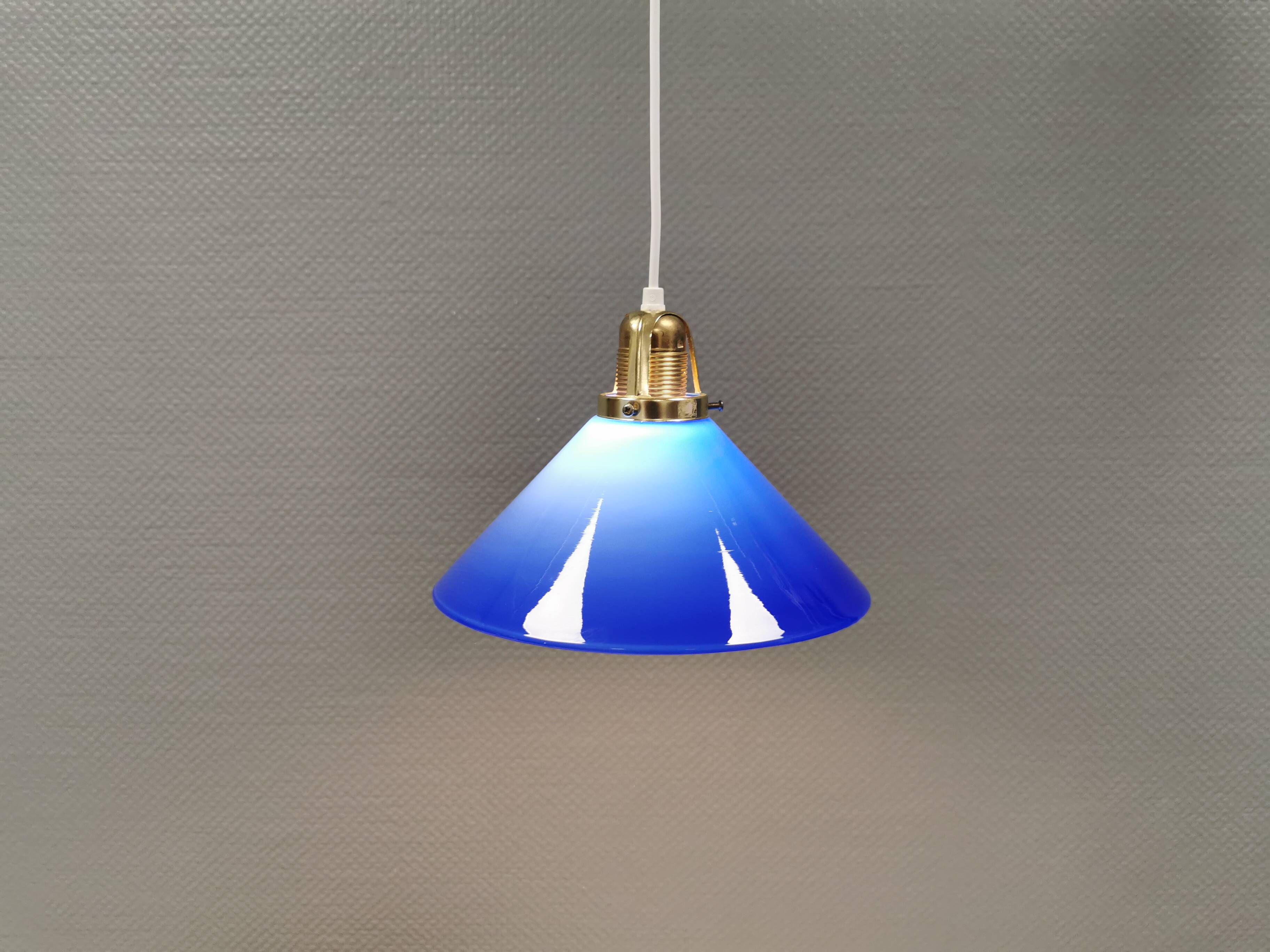 Suspension en verre, Danemark années 80.