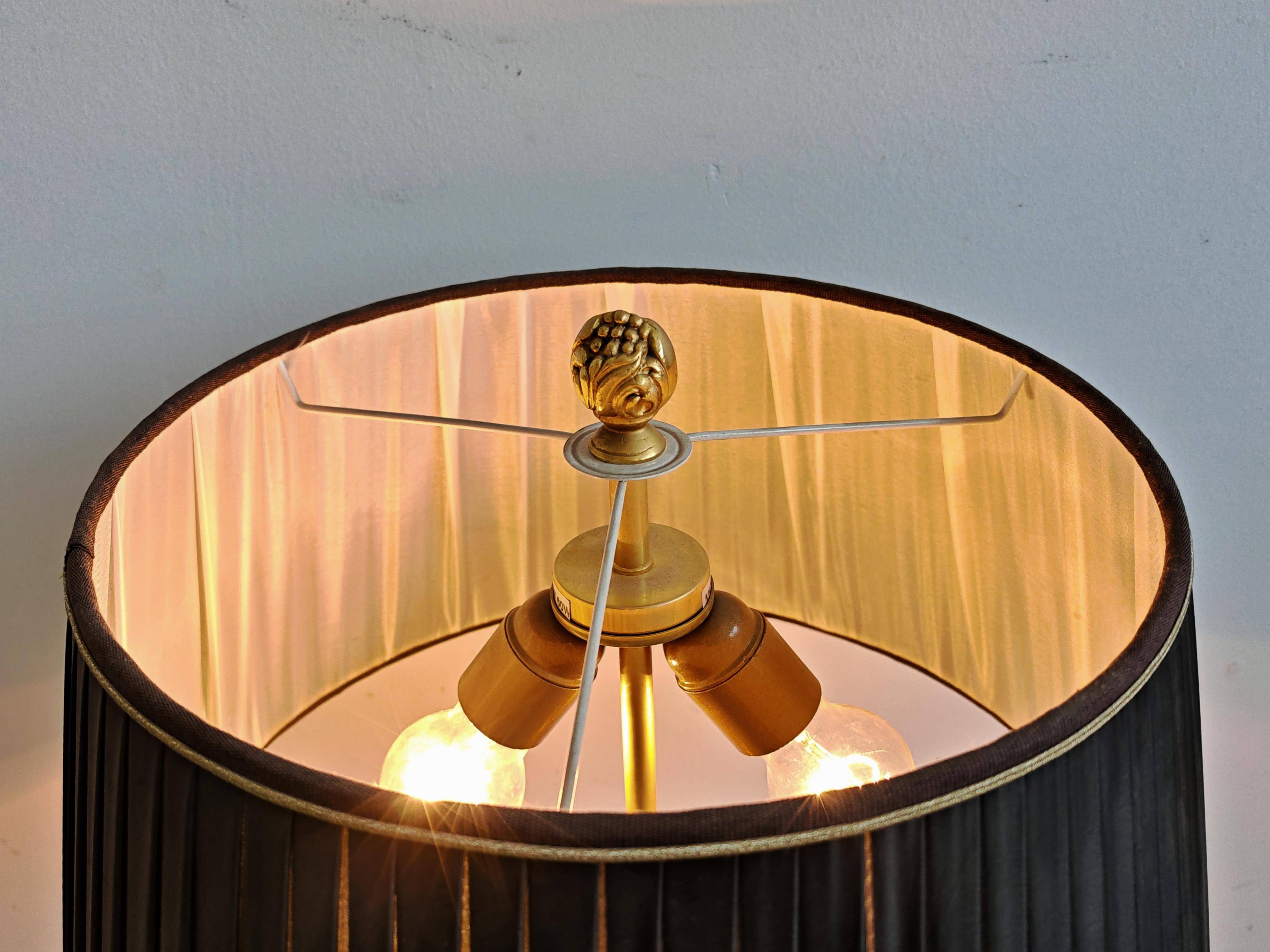 Pair of Hollywood Regency table lamps by Laudarte from the 2000s.