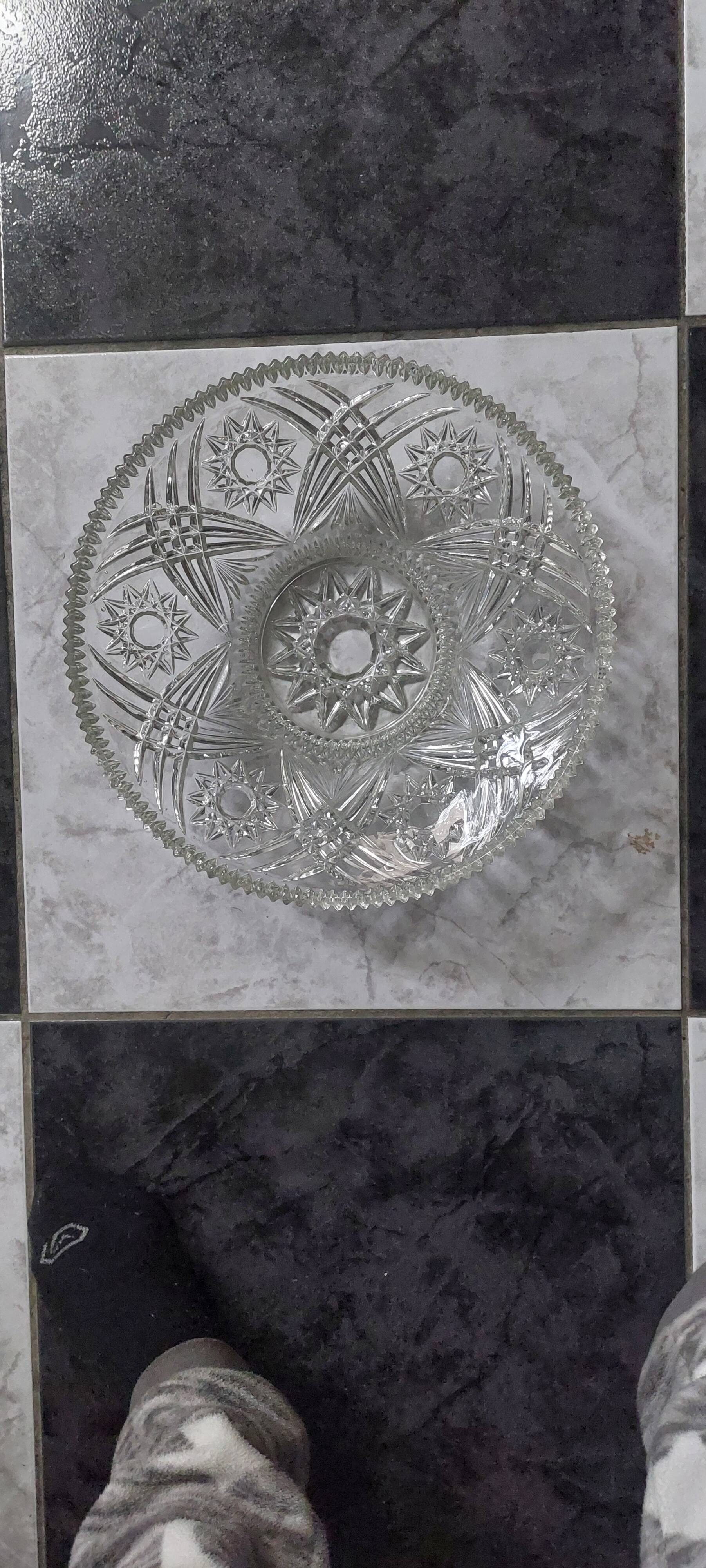 Coupe à fruits ciselé