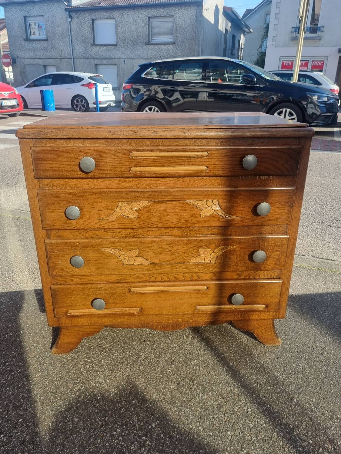 Art Deco chest of drawers