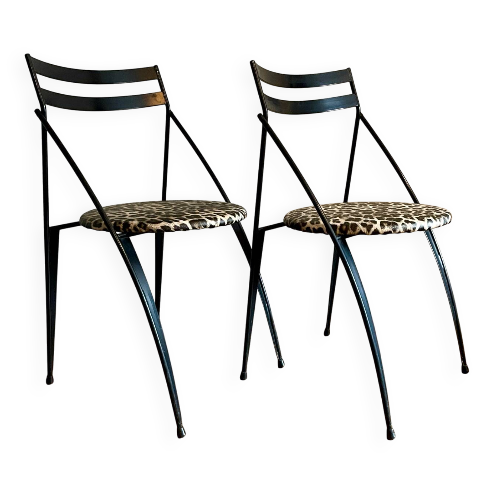 Pair of folding chairs with leopard seats, 1980