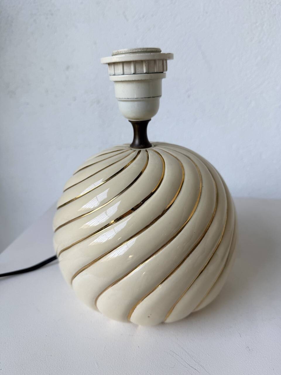 Barbi Ivory and Gold Ceramic Spherical Table Lamp