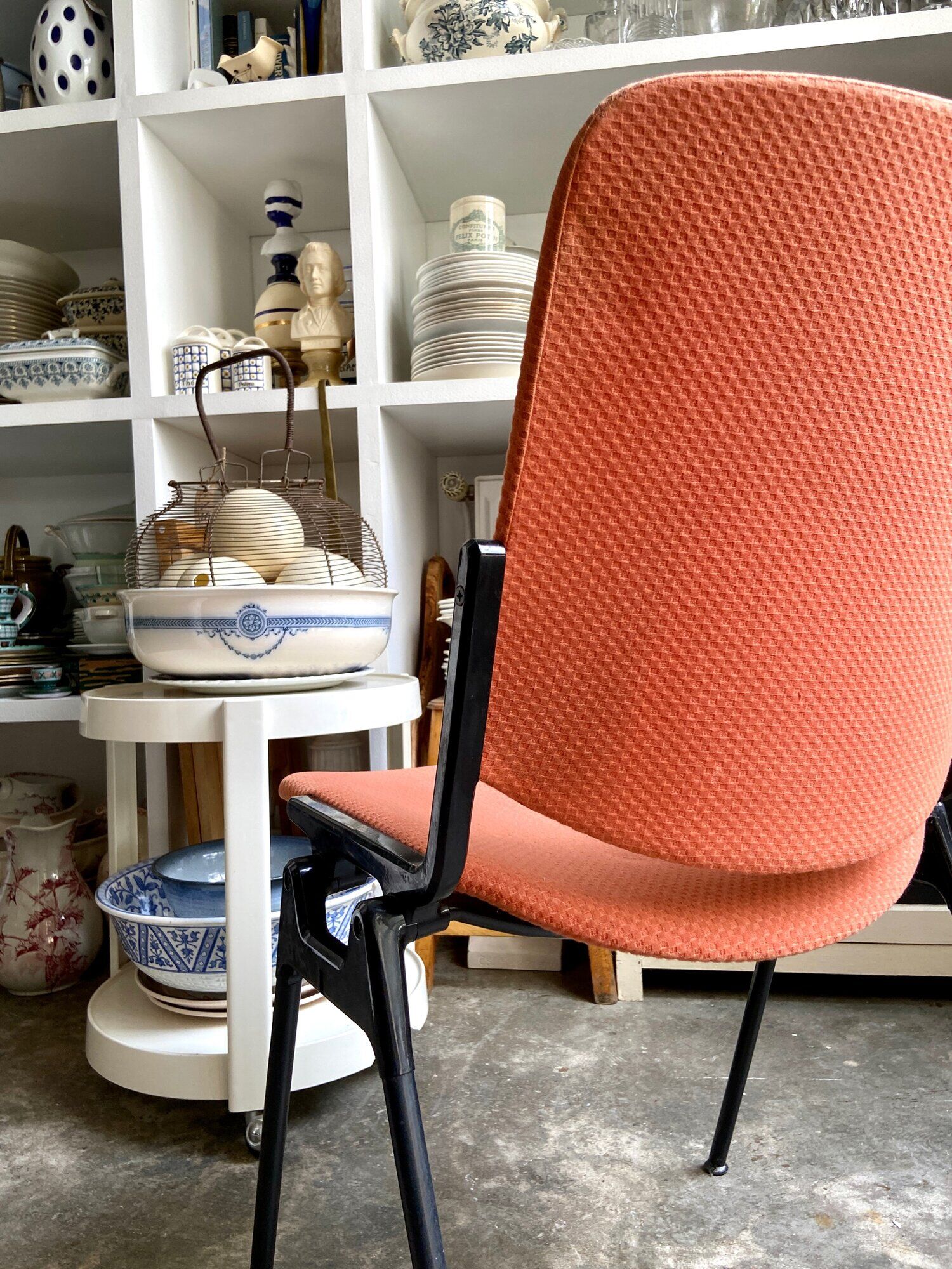 Peach cotton and black metal chair, 1960s