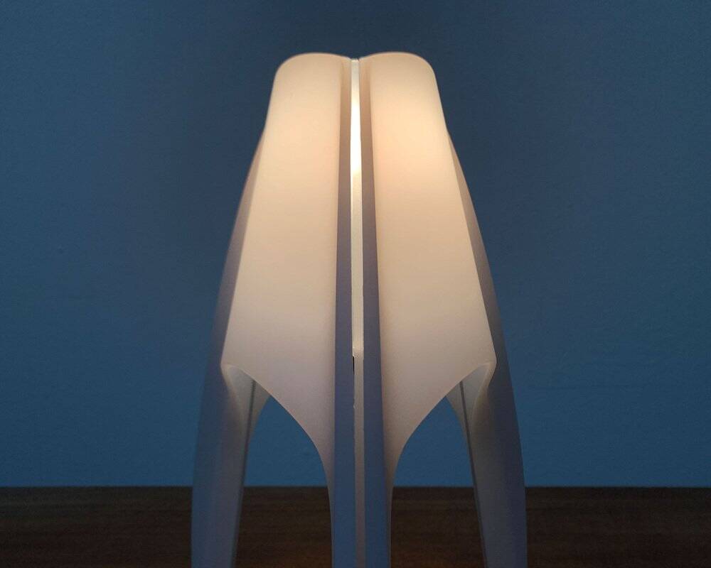 Italian vintage tripod table lamp Arcadia by Martini Illuminazione