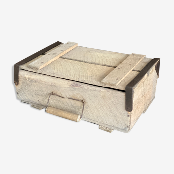 Ancienne caisse en bois