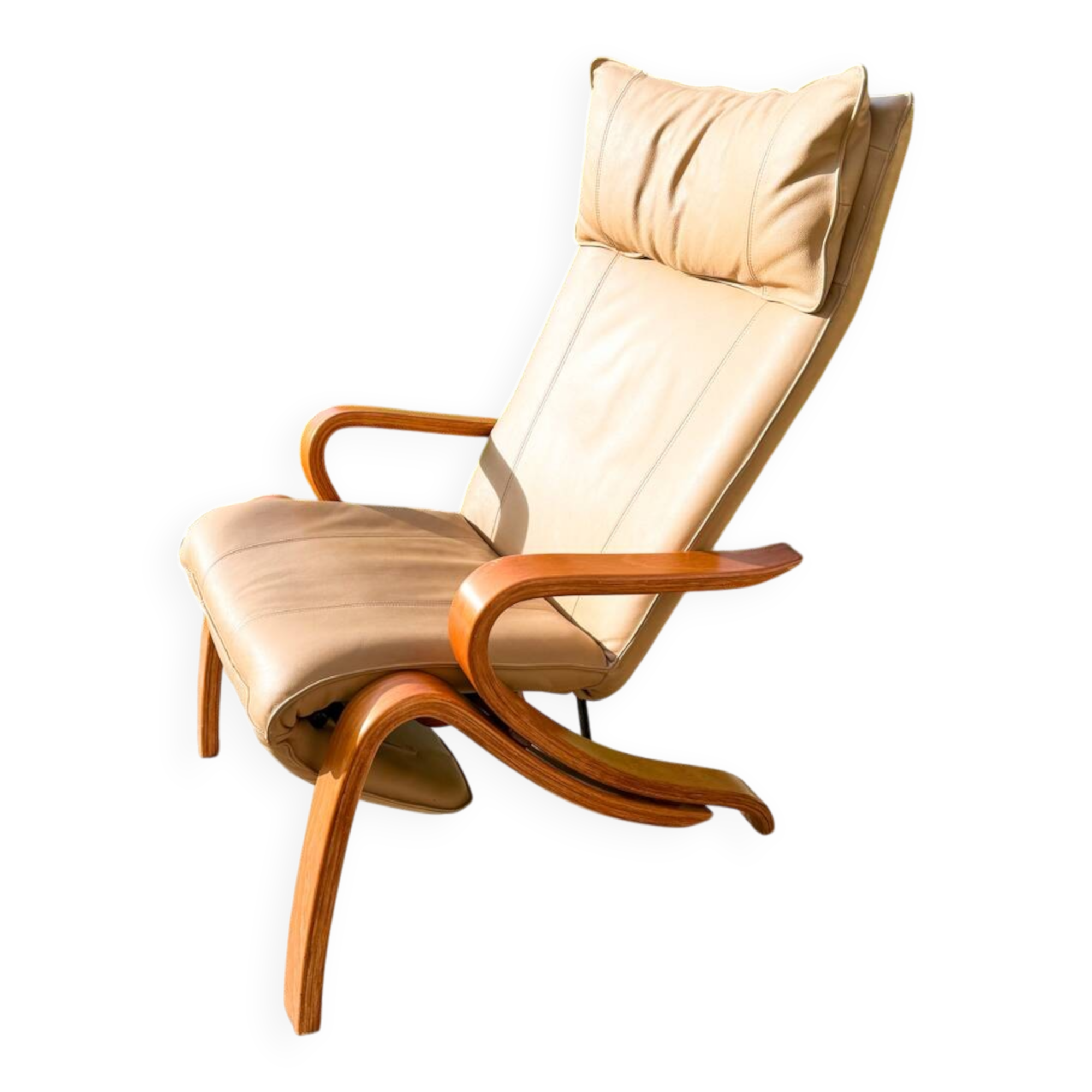 Westnofa Scandinavian Relax leather lounge chair, 1980s