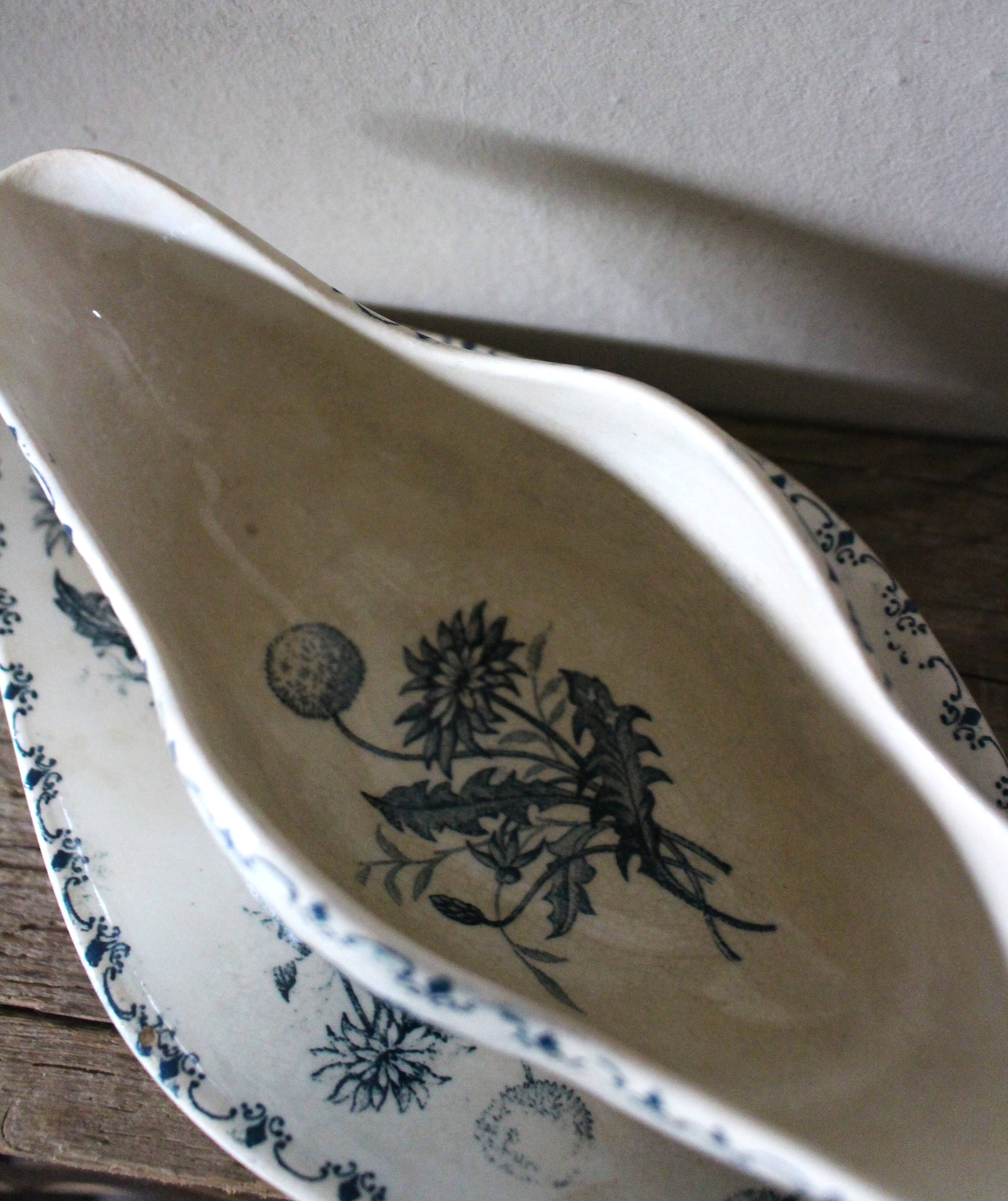 Sauceboat Terre de Fer Clairefontaine Blue Dandelion