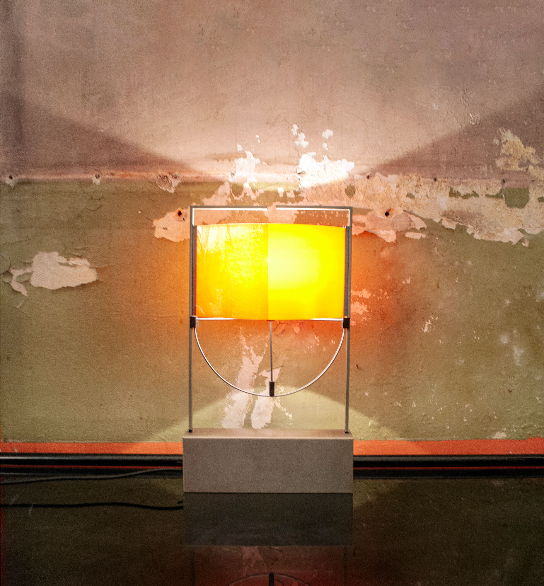 Table lamp deconstructivist Italia Anni '90