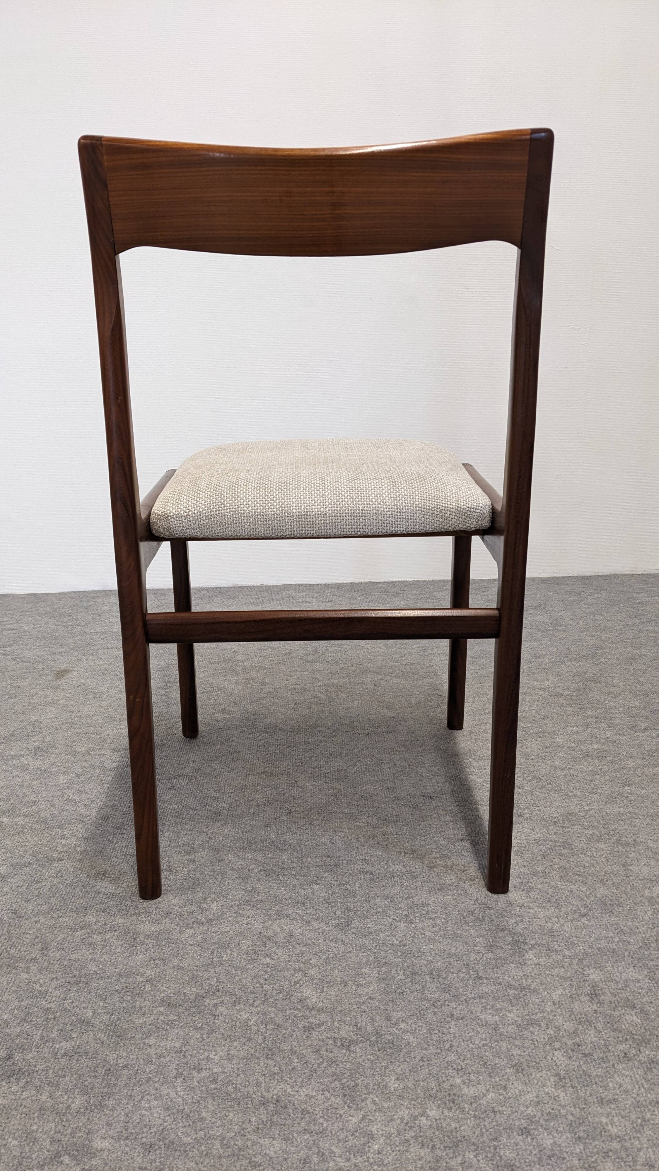 Set of 6 Scandinavian rosewood chairs circa 1970
