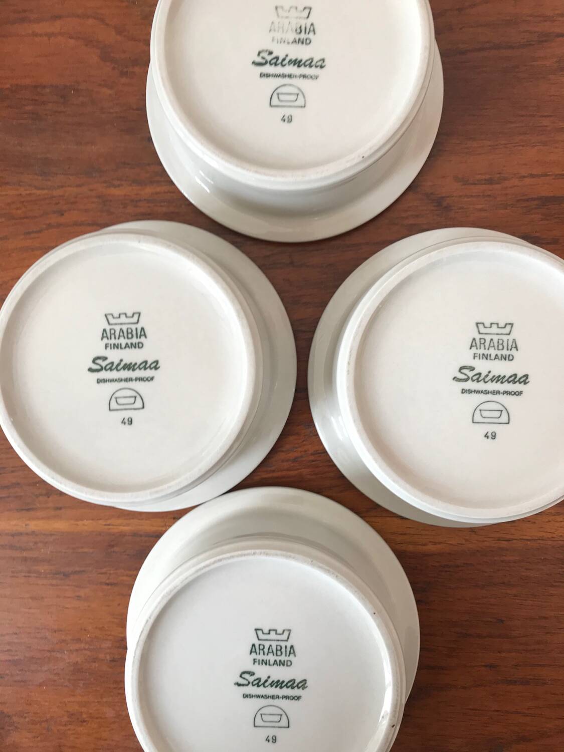 Lot 4 Arabia Finland Bowls