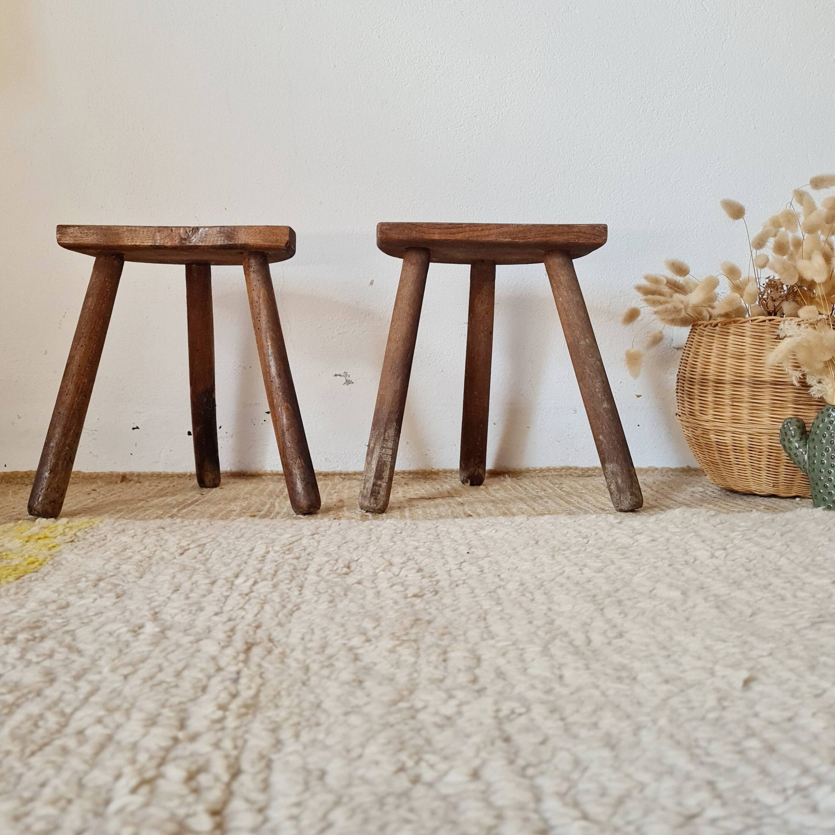 Pair of tripod wooden stools - brutalist look