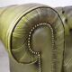 Paire de fauteuils Chesterfield cuir vert
