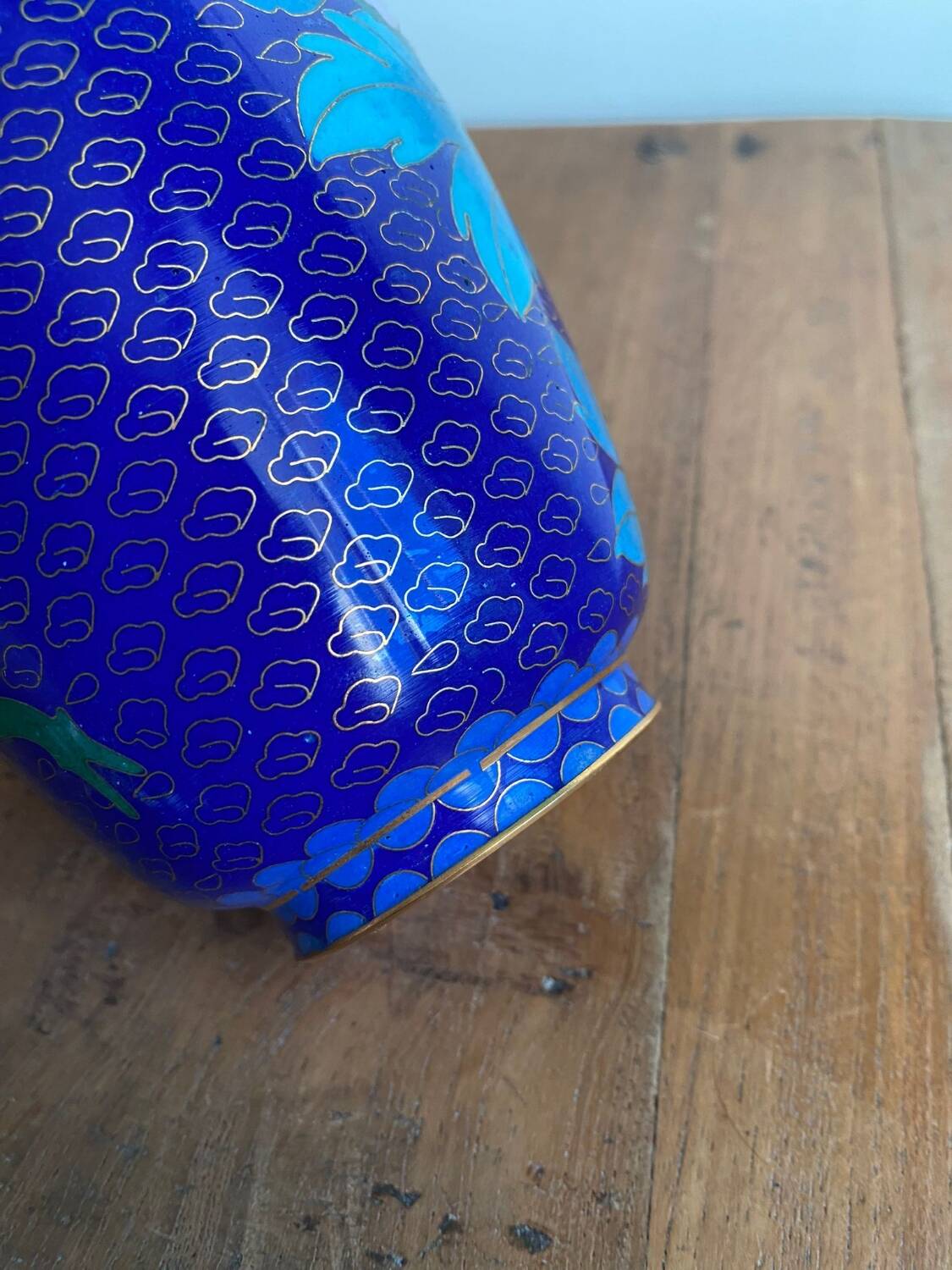 Chinese cloisonné vase