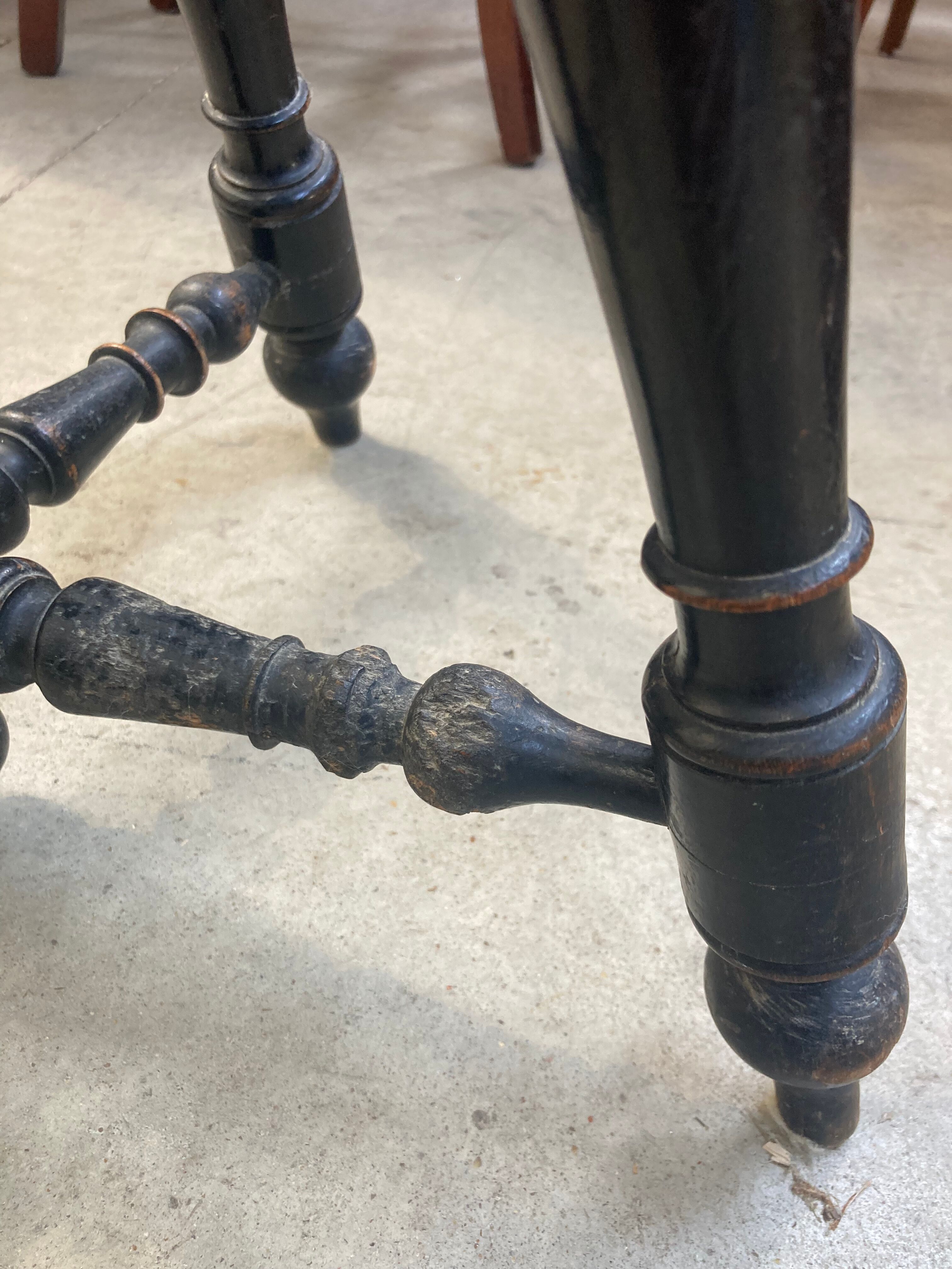 Blackened wooden piano stool Napoleon lll style