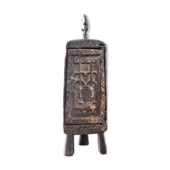 Dogon-Mali pharmacy armboard