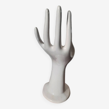 Porcelain hand