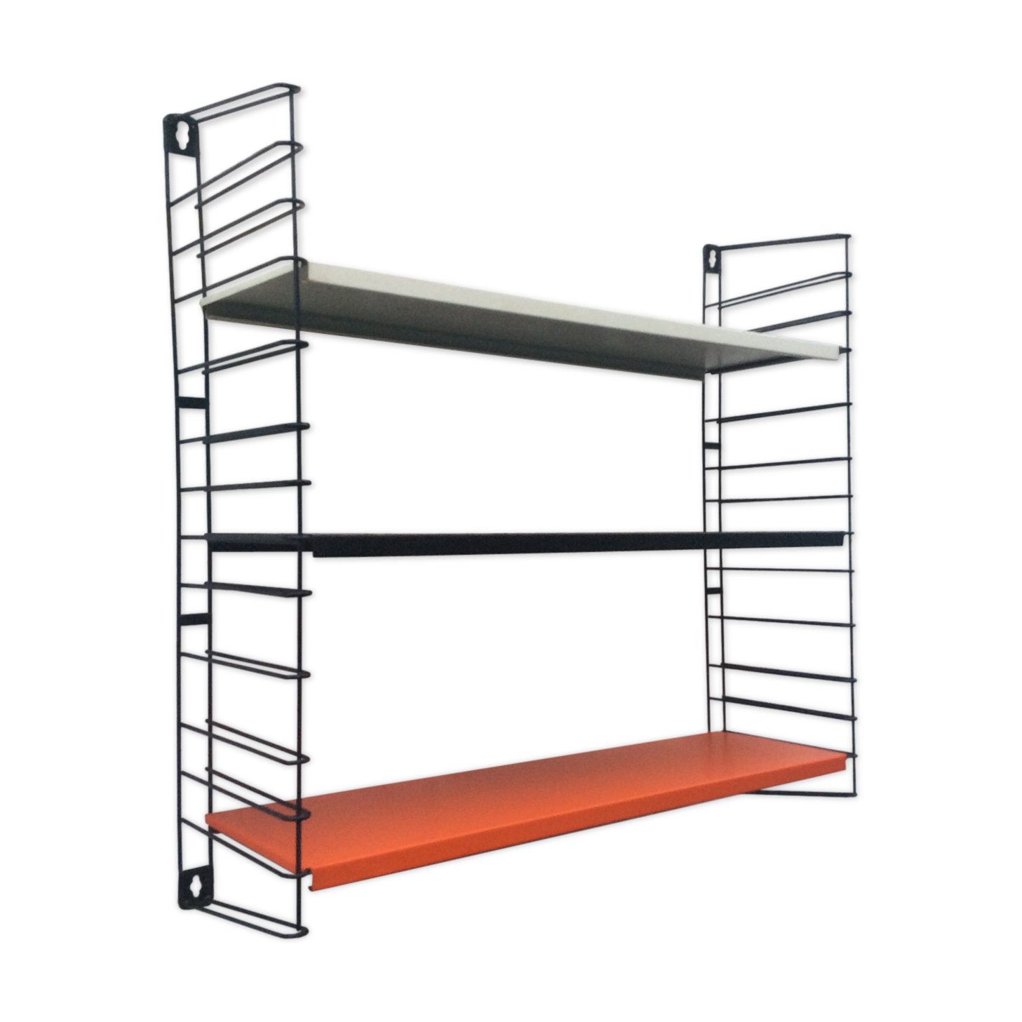 Tomado shelf of the 50s