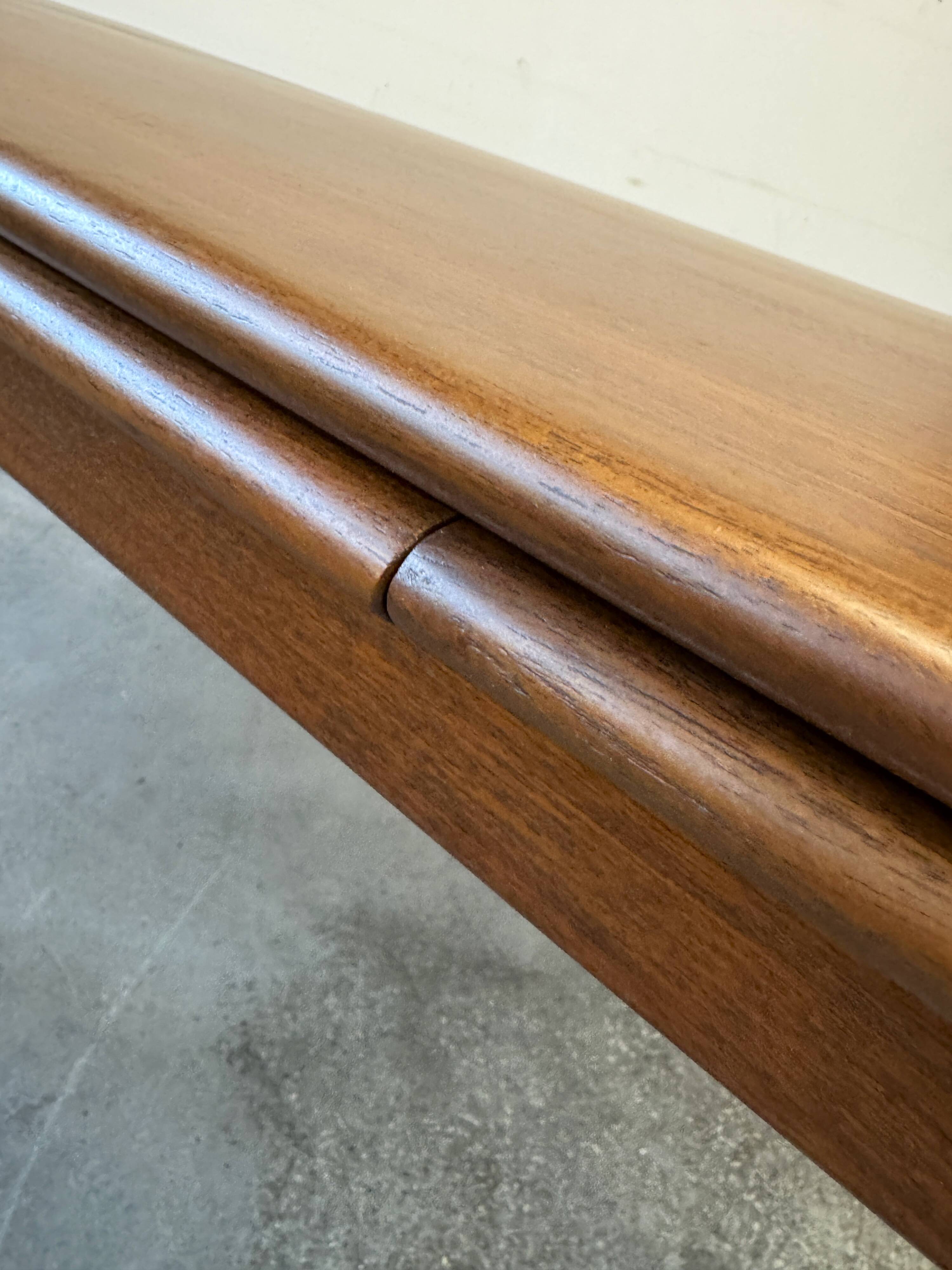 Extendable teak table, Denmark 1960s/1970s, mid-c vntg