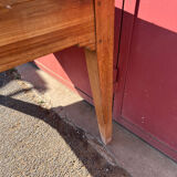 Sliding drawer farm table