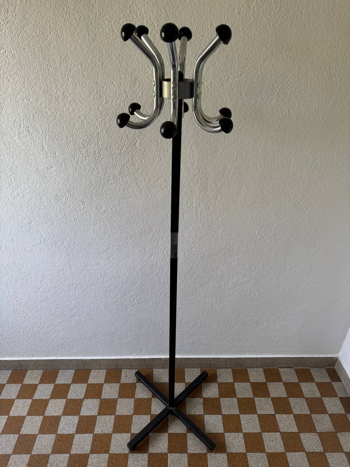 Coat rack/parrot cloakroom 70s