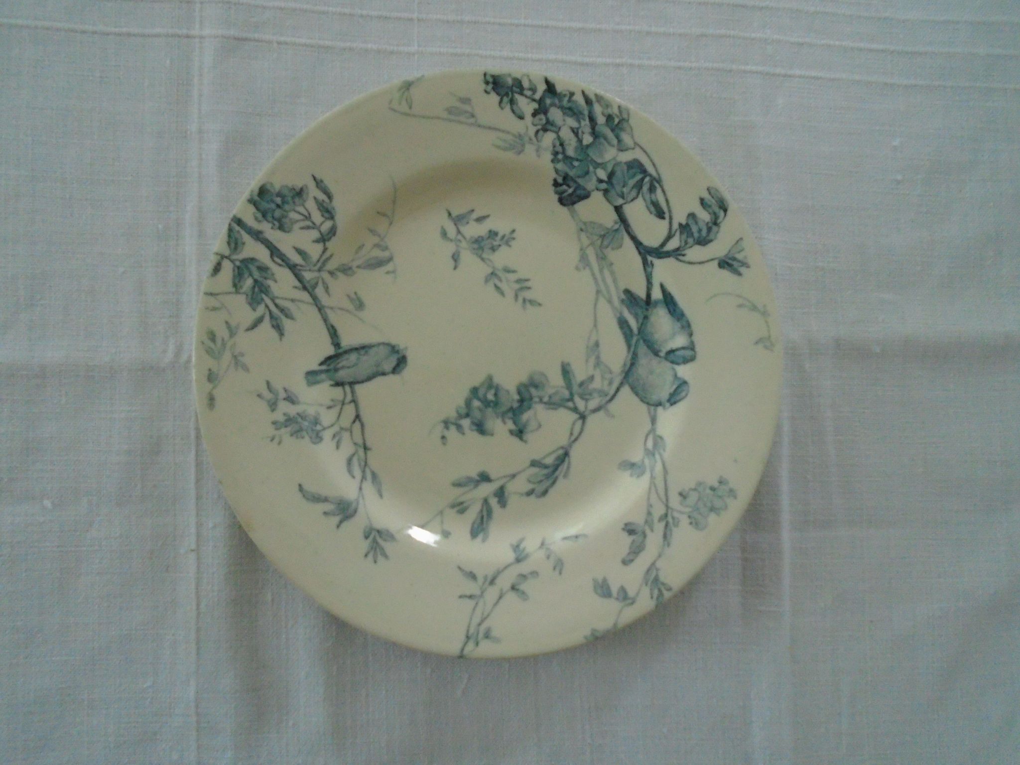 Plate takou blue bird décor hb choisy le roy hautin boulenger faience ancient iron earth