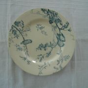 Plate takou blue bird décor hb choisy le roy hautin boulenger faience ancient iron earth
