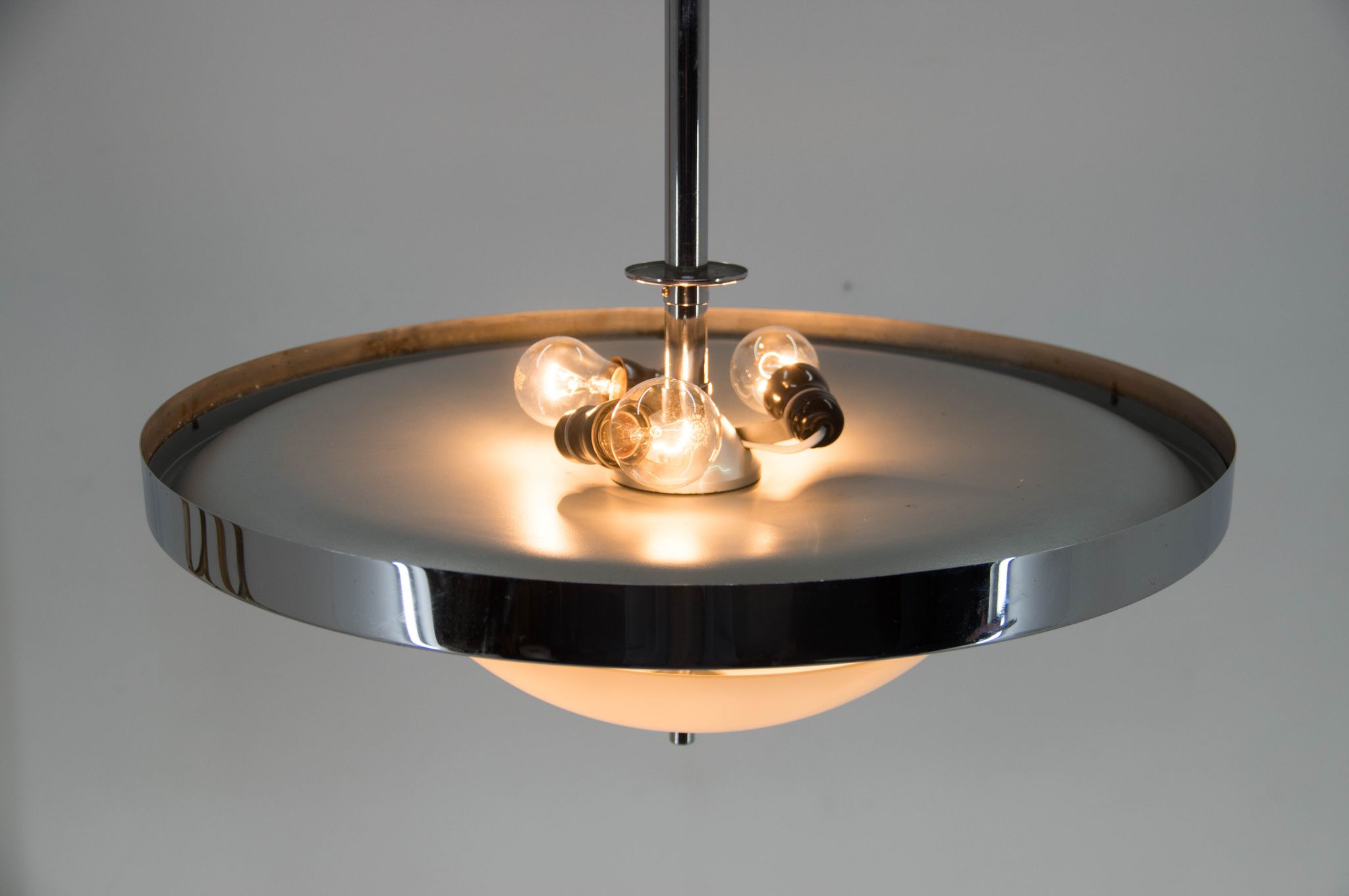 Bauhaus chandelier in perfect condition, 1930s