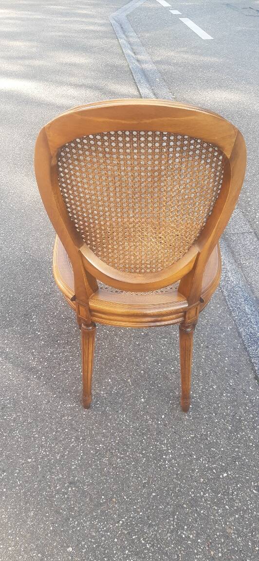 Set of 6 Louis XVI style medallion chairs