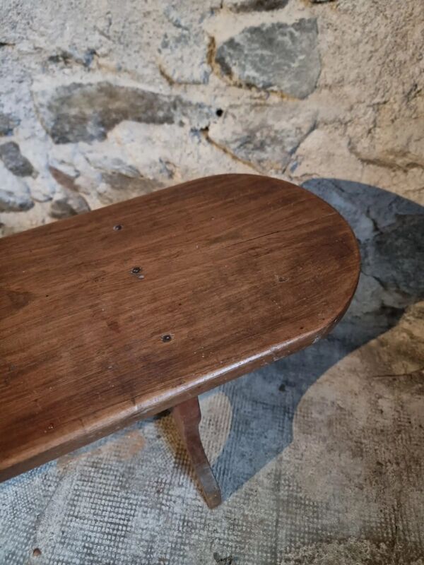 Banc en bois de cerisier français, années 1930, banc étroit en bois