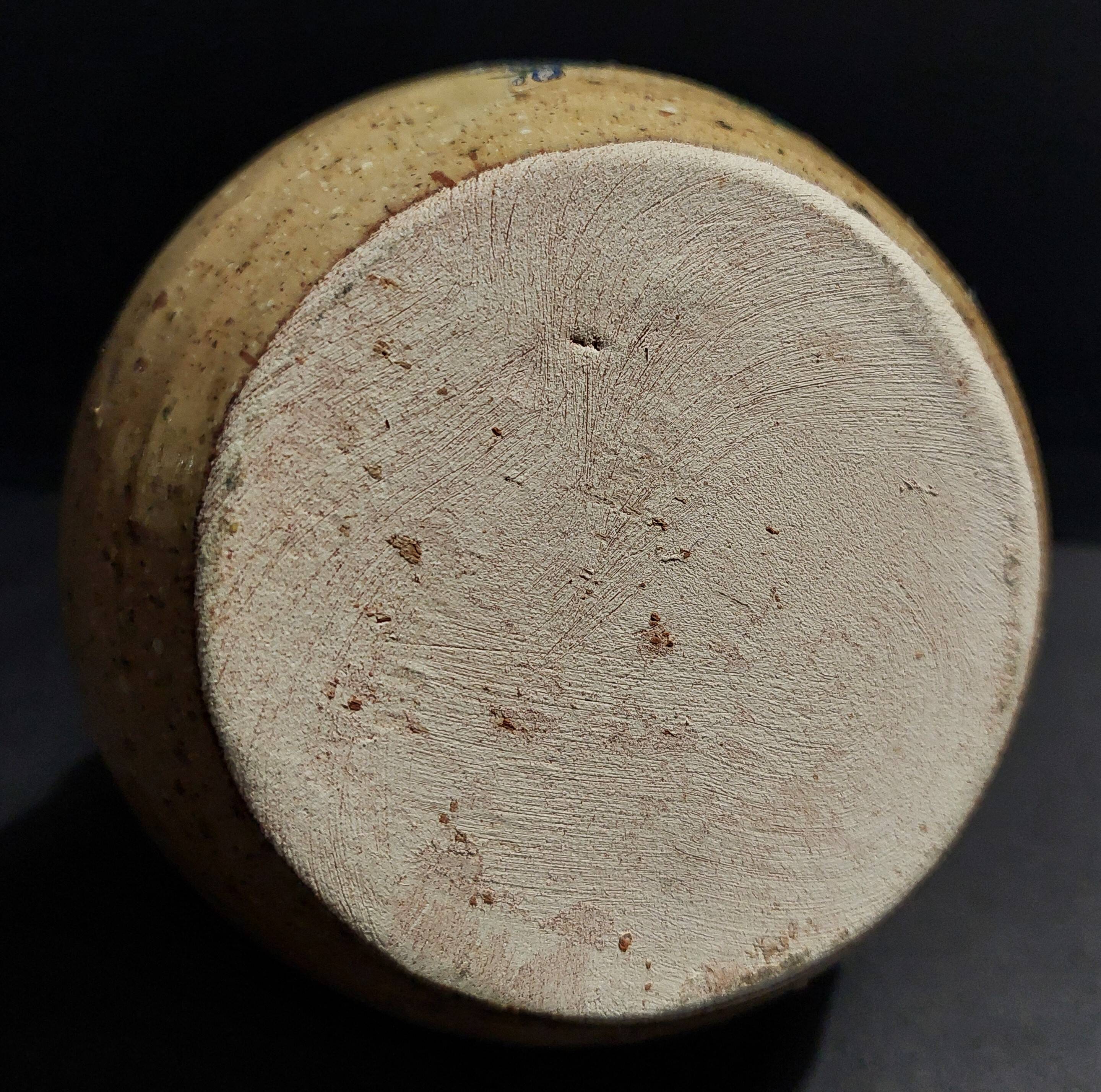 Vintage flower spade vase