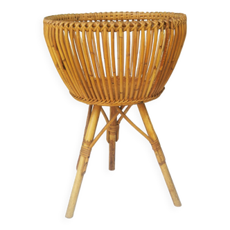 “Vintage 60” rattan worker