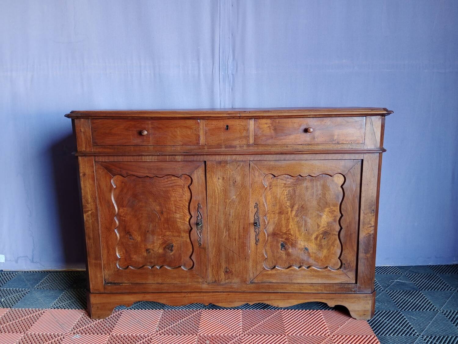 Country buffet, walnut buffet with 2 doors