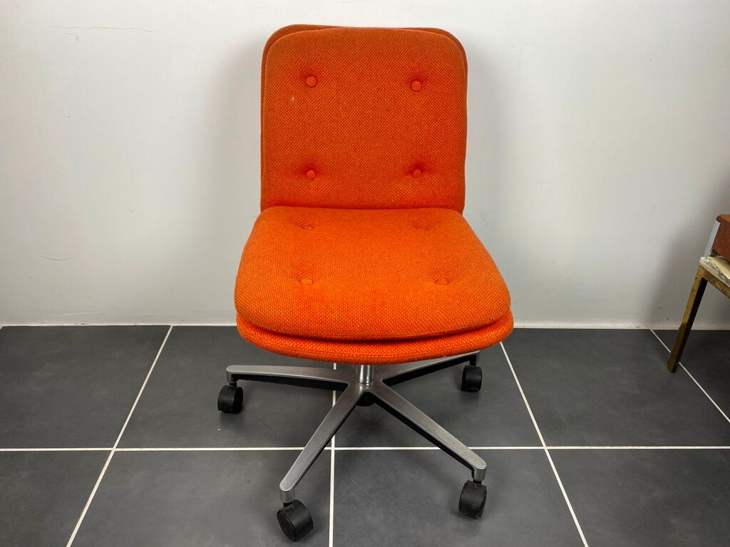 Vintage 1970 vintage vinco swivel desk chair