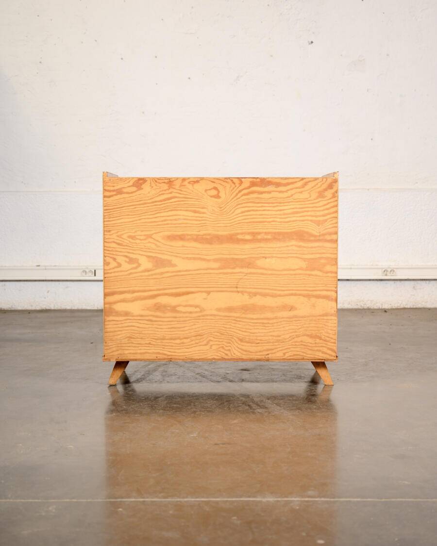 Vintage chest of drawers with 4 drawers