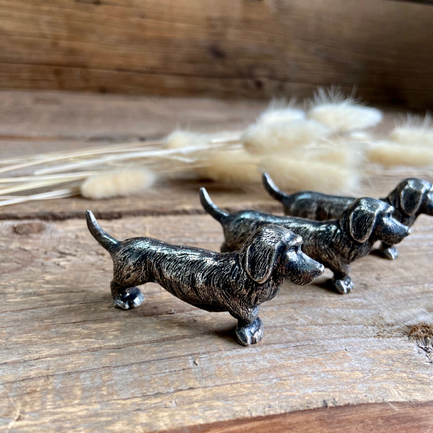 6 vintage dog knife holders