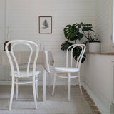 Paire de chaises bistrot vintage bois courbé, style café viennois classique