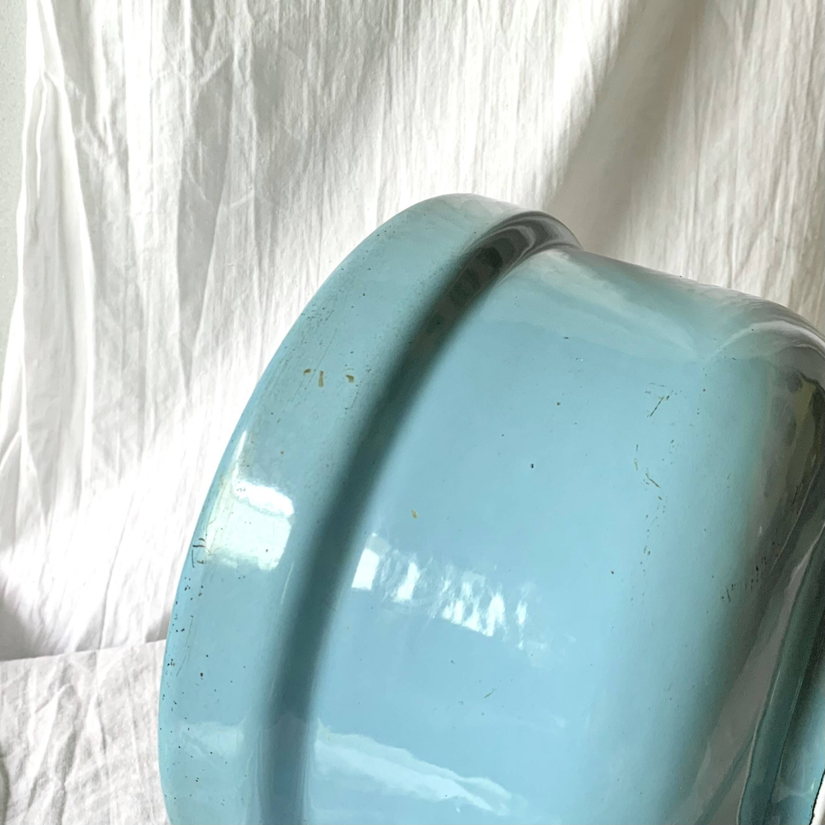 Large vintage kettle in blue enameled sheet metal