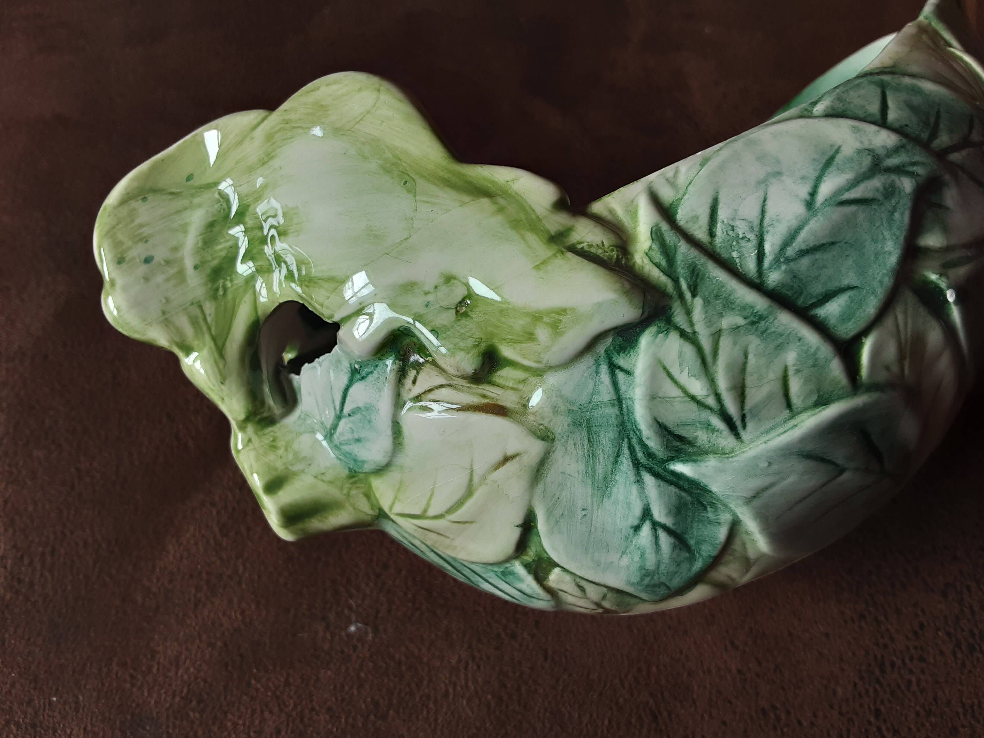 Gravy boat in barbotine style