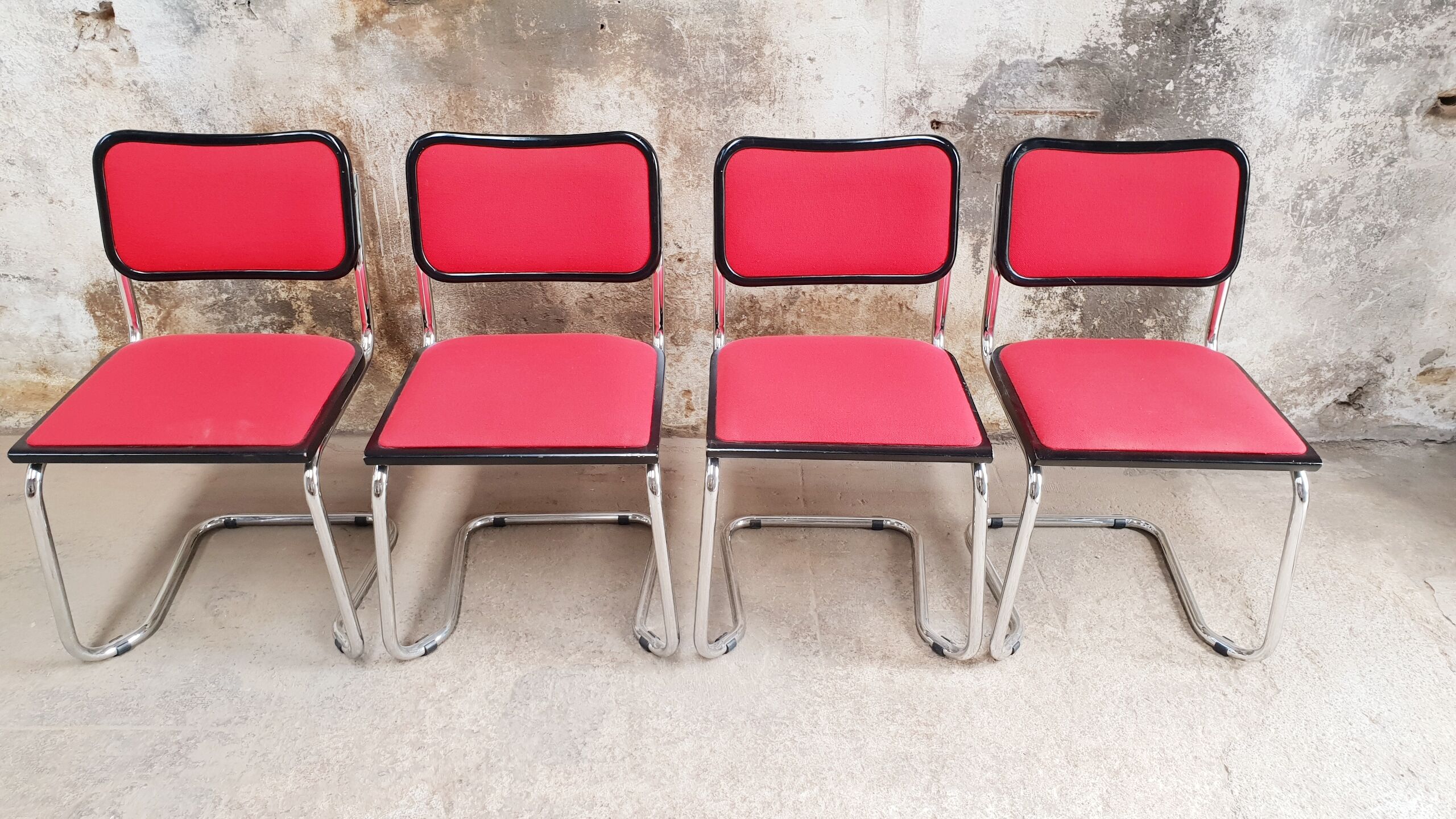 Chairs Marcel Breuer B 32