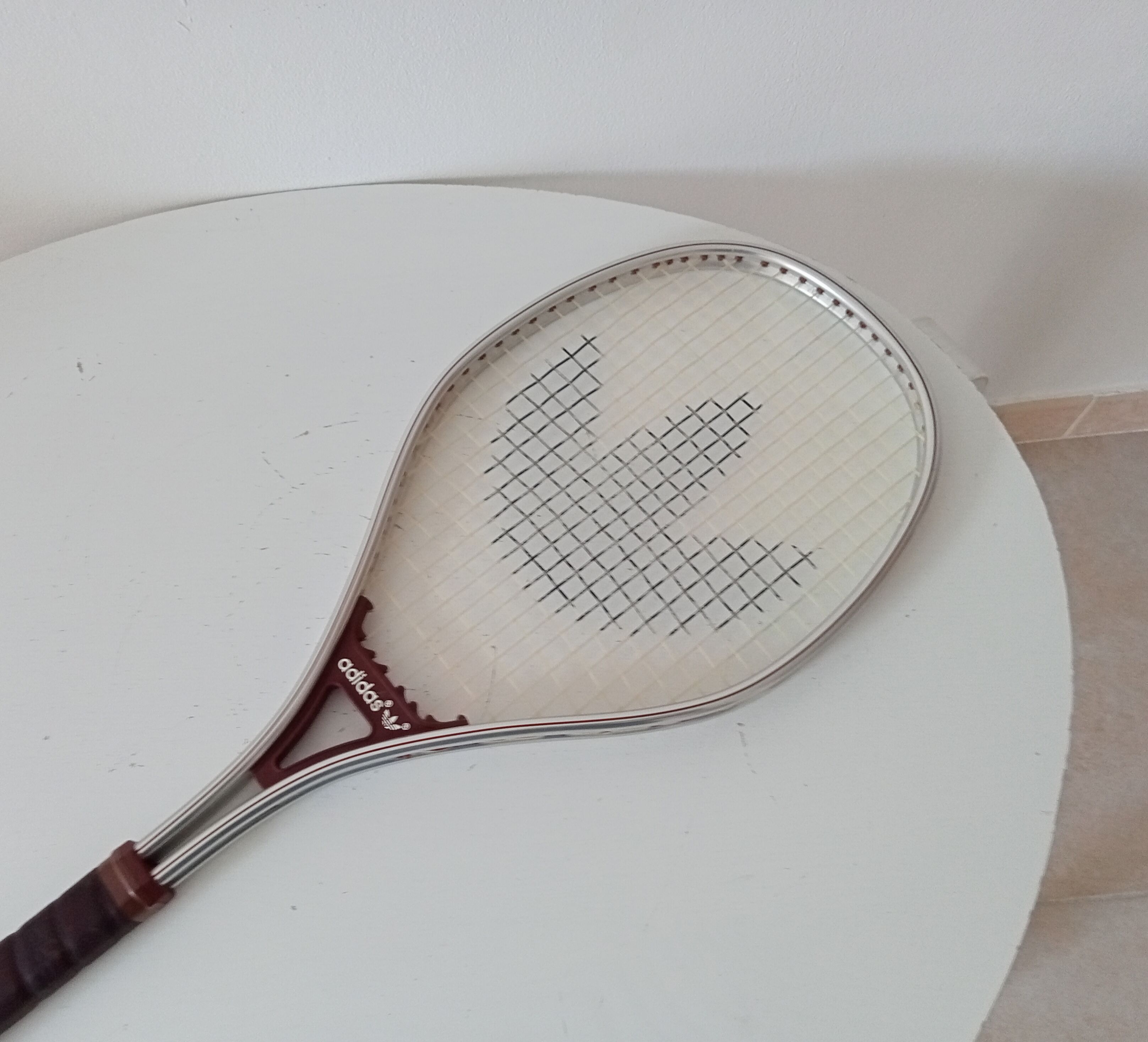 Vintage adidas Ouragan junior racket