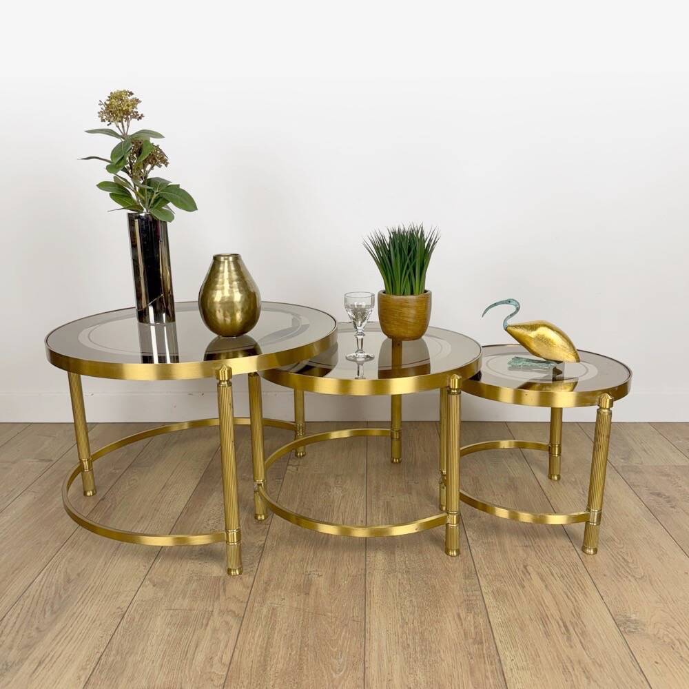 Tables gigognes rondes bronze doré verre fumé vintages