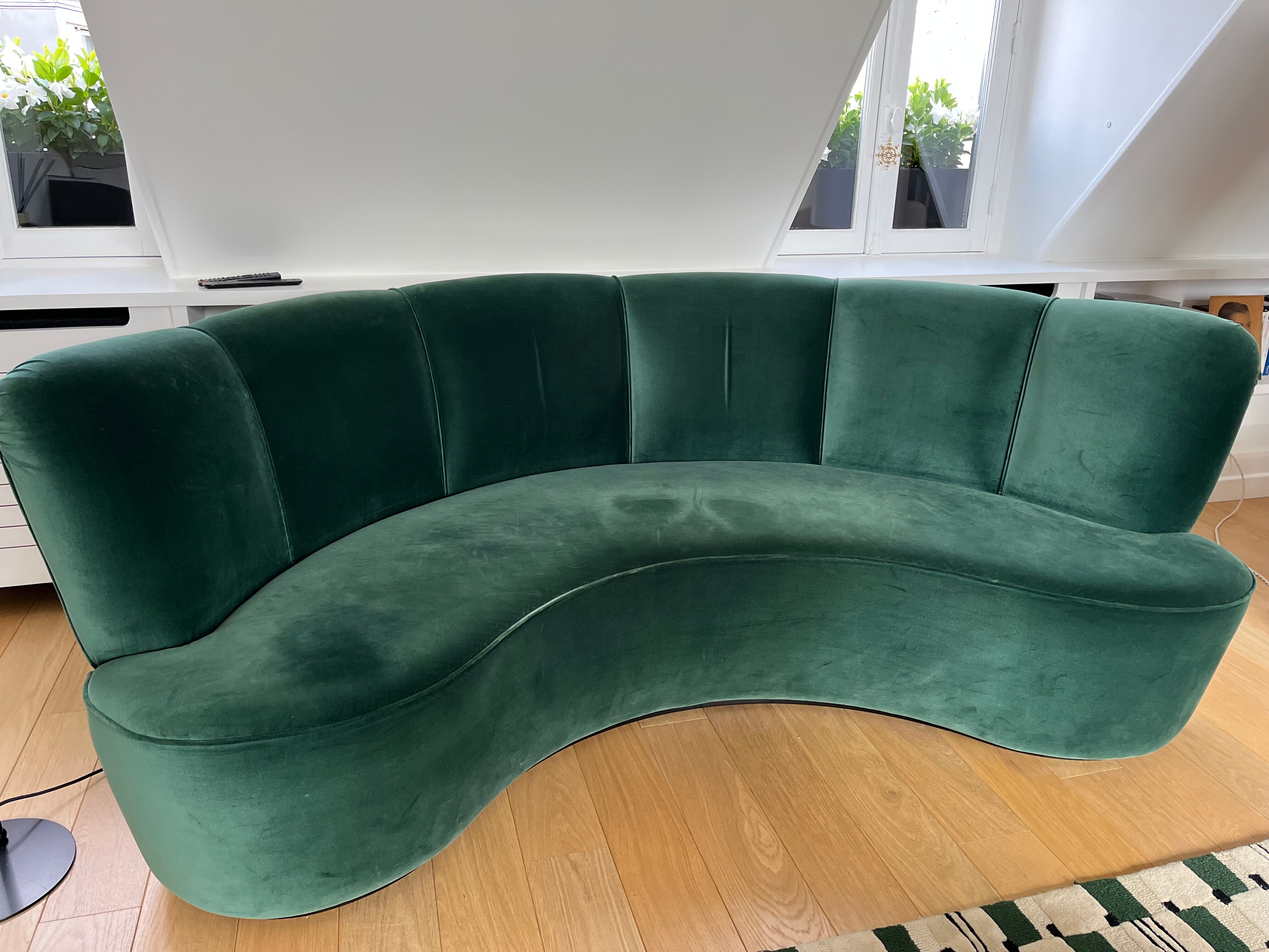 Green velvet sofa Sarah Lavoine