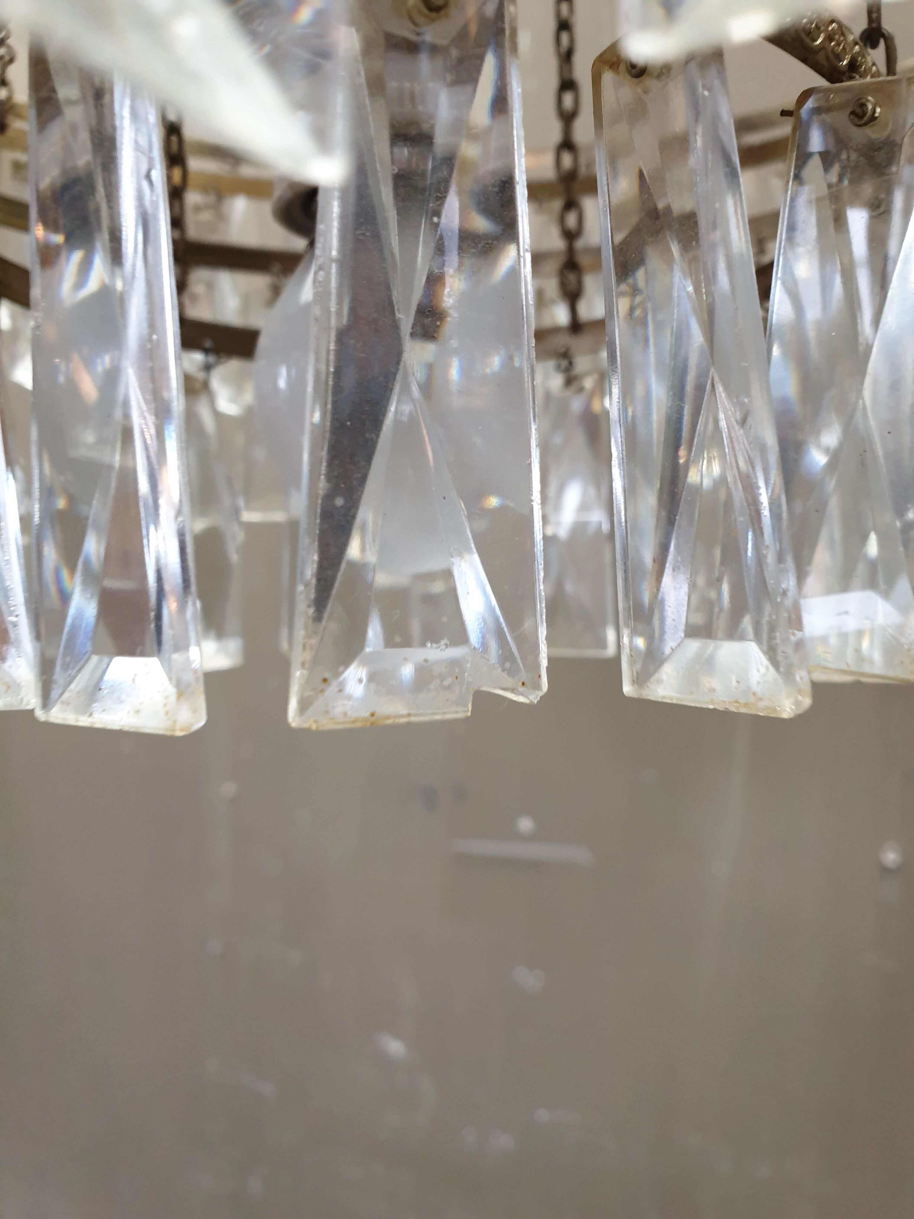 Lustre en verre de cristal en laiton