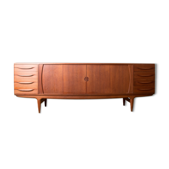 Danish row in Teak model U15 by Johannes Andersen for Uldum Mobelfabrik 1966.