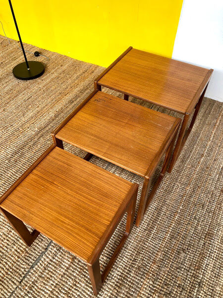 Scandinavian coffees tables 53 cm