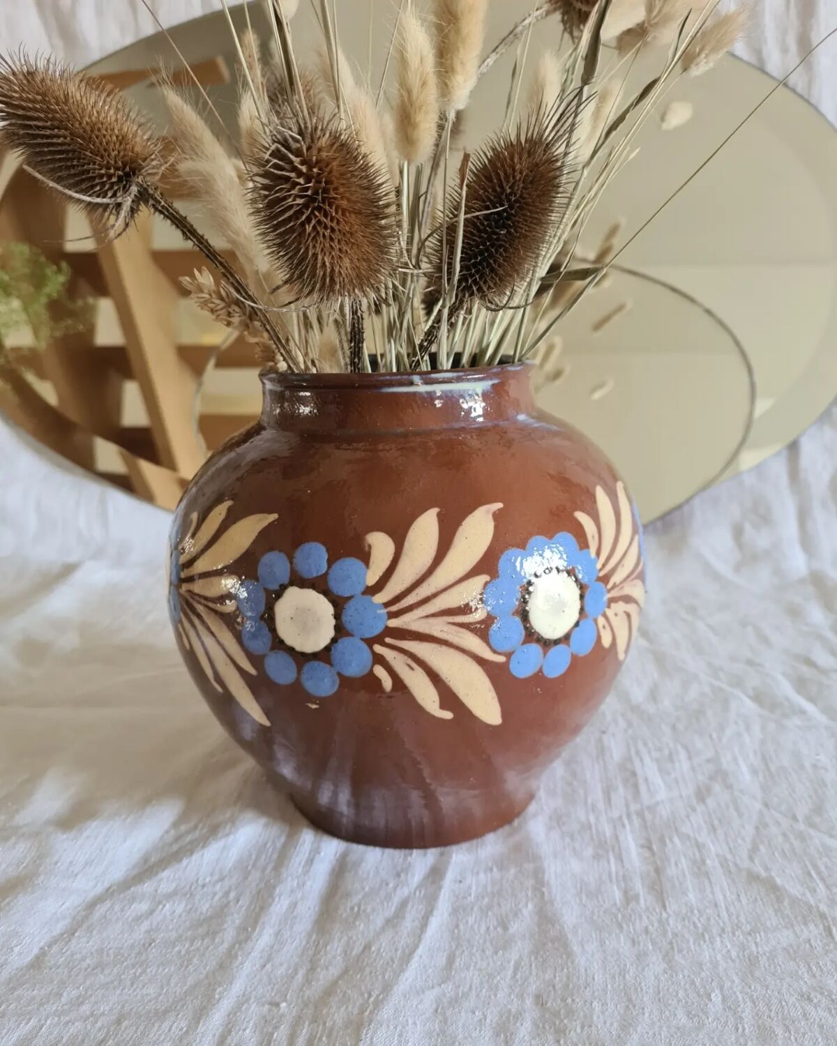 Elchinger ball vase