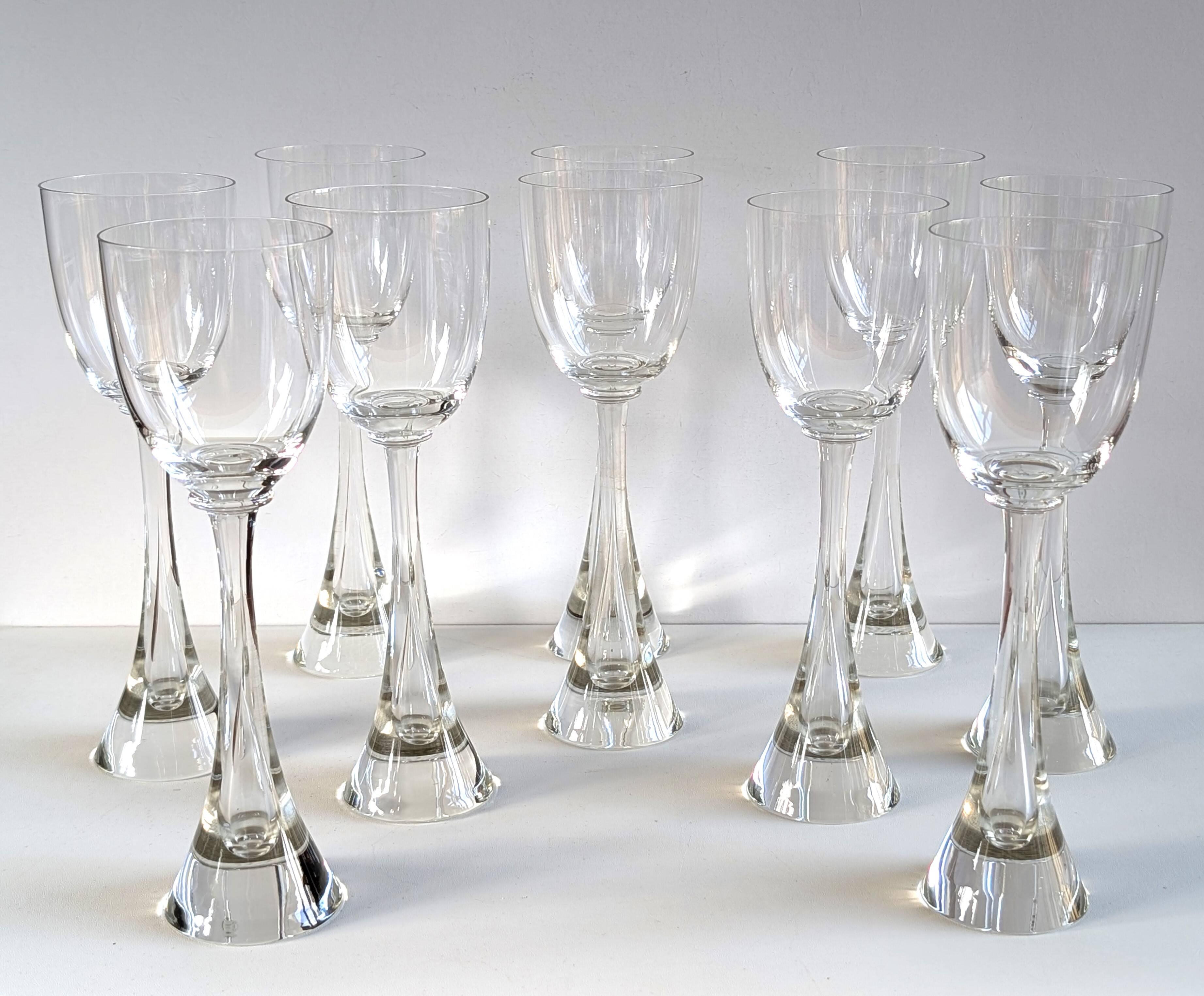Set of 10 Flight wine glasses from the 60s