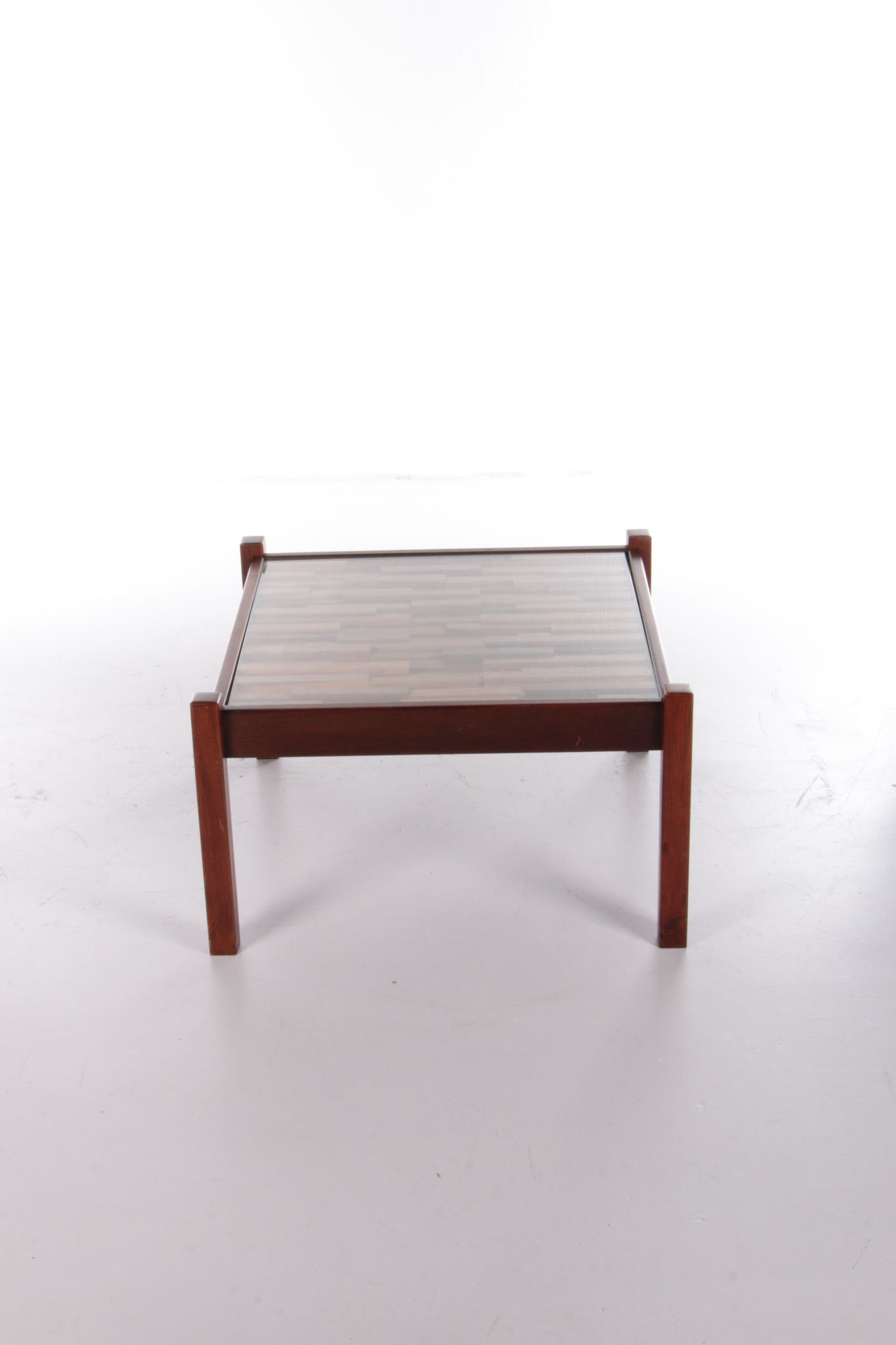 Table basse brésilienne design par percival lafer, années 1960